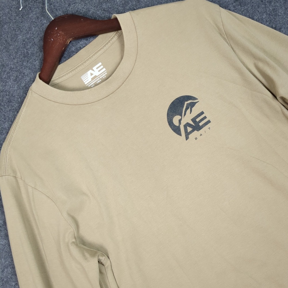American Eagle AE 24/7 Mens Small‎ Long Sleeve Graphic T-Shirt Khaki Tan Logo S